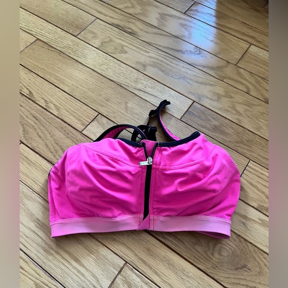 VSX - Sport - Padded Sports Bra - Picture 1 of 7